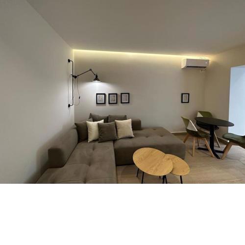 Square Apartament