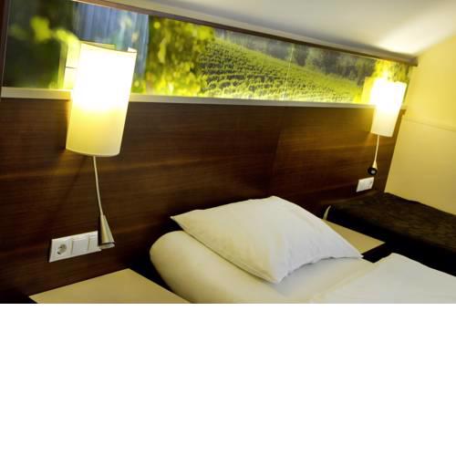 Stacher Wein und Bett