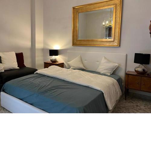 Stanza Privata 2 o 3 posti letto con bagno privato in camera e balcone Casa Vacanze Cado Dalle Nubi