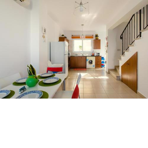 Stavros Protaras beach holiday house - free wifi