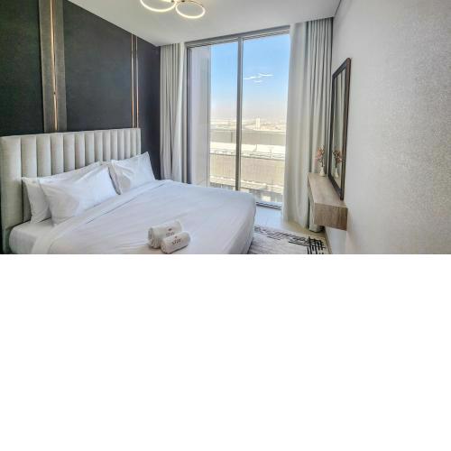 STAY Alluring 1BR Holiday Home near Burj Khalifa
