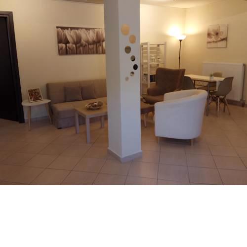 Stay and fly Athens Airport apartment