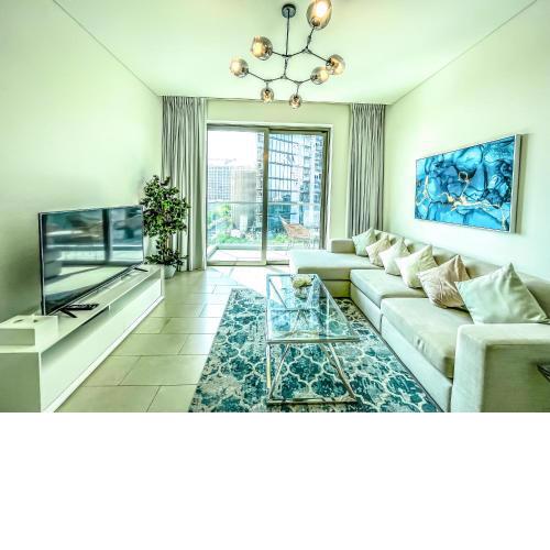STAY Astonishing 1 BR holiday home near Burj Khalifa