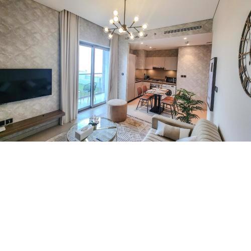 STAY Blissful 1BR Holiday Home near Burj Khalifa