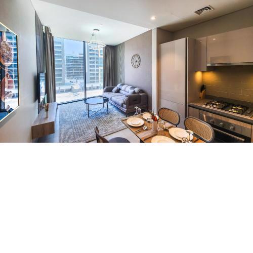 STAY BY LATINEM- Luxury Redefined 1BR Apartment in the Heart of Dubai