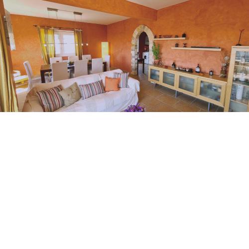 STAY Elegance 3BR Apt