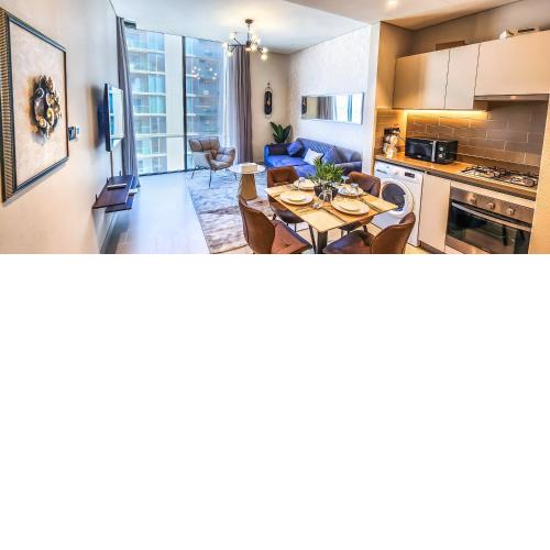 STAY Enchanting 1BR Holiday Home near Burj Khalifa