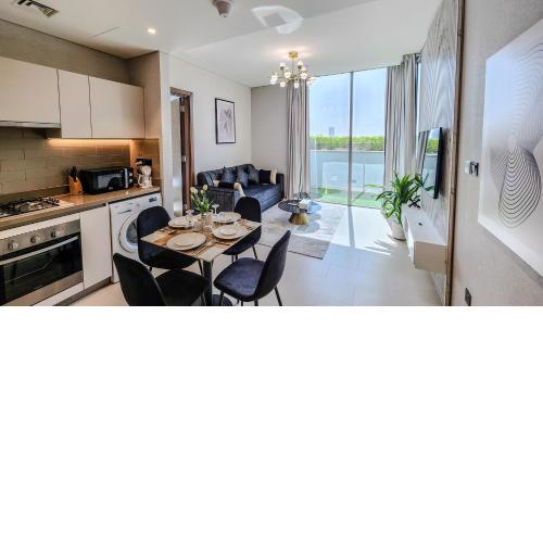 STAY Enrapturing 2BR Holiday Home near BurjKhalifa