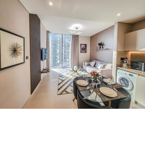 STAY Entrancing 1BR Holiday Home near Burj Khalifa