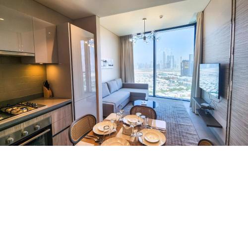 STAY Epic 1BR Holiday Home near Burj Khalifa