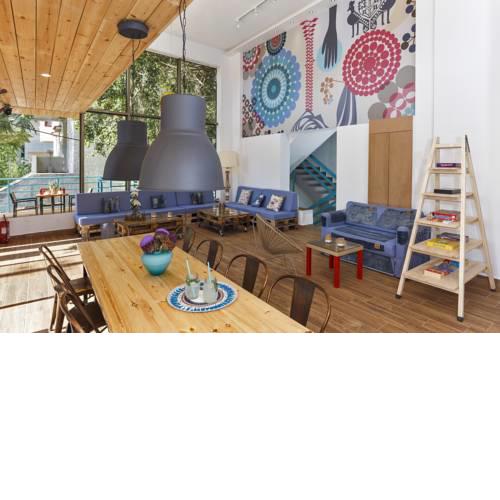 Stay Hostel Apartments