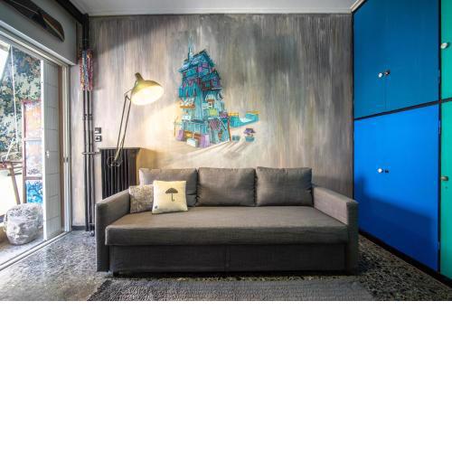 Stay-in-Art, Little Imaginary Apt, 20' to Acropolis