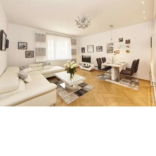 Stay in the heart of Vienna