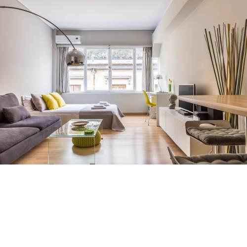 Stay like a local next to Acropolis & Plaka!