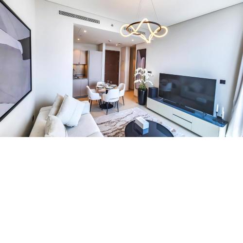 STAY Luminous 1 BR Holiday Home near Burj Khalifa