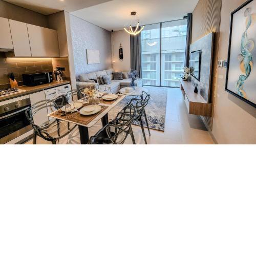 STAY Perfect 1BR Holiday Home near Burj Khalifa