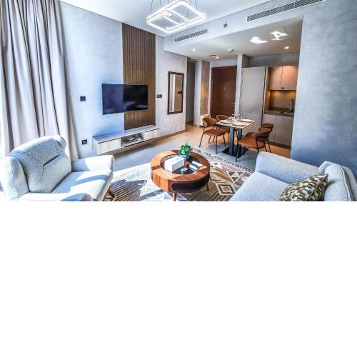 STAY Prestigious 1BR Holiday Home near Burj Khalifa