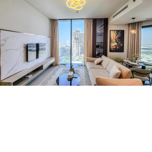 STAY Sleek 2BR Holiday Home near Burj Khalifa