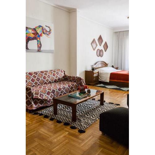Stella's Downtown Apartment