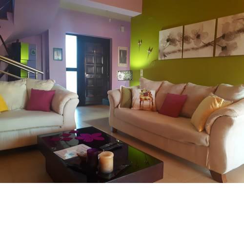 Stella's Maisonette