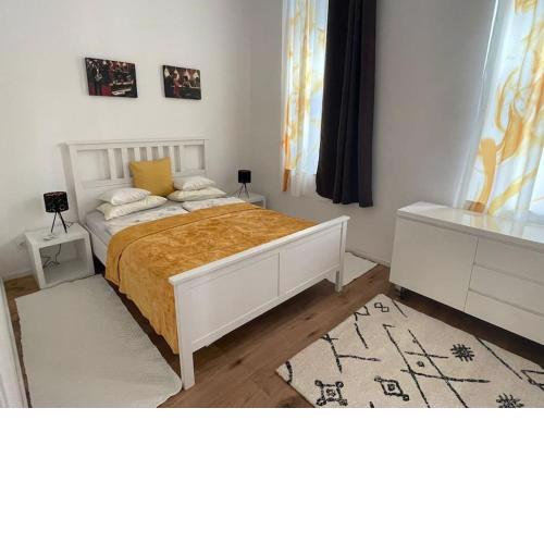 Stilvolle Wohnung mit Terrasse/Garten