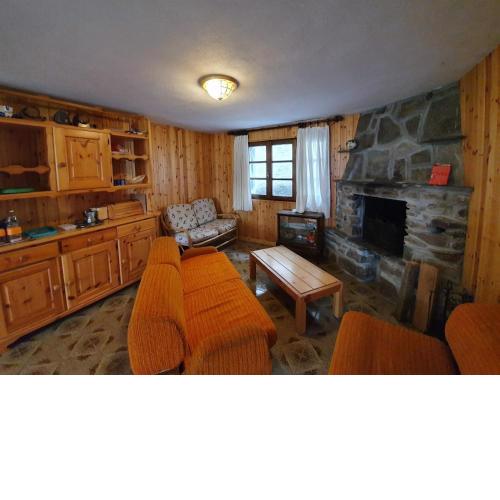 Stone apartment in Tortorella near the sea