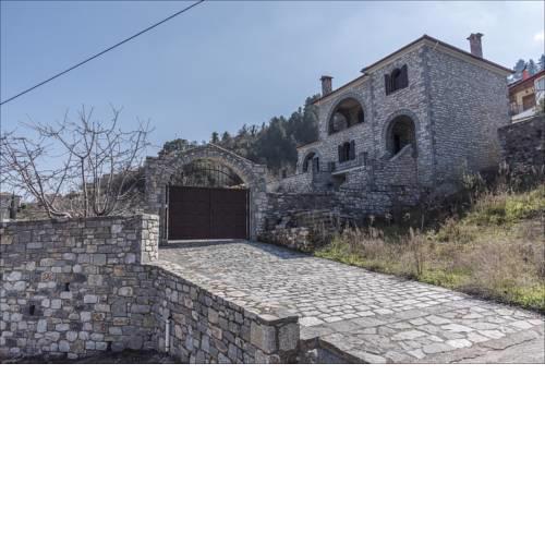 Stone Mansion Anavryti