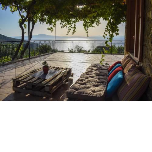 Stone residence/ Amazing seaview 1km to the beach