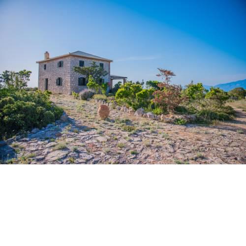 STONE VILLAS KATSAROS