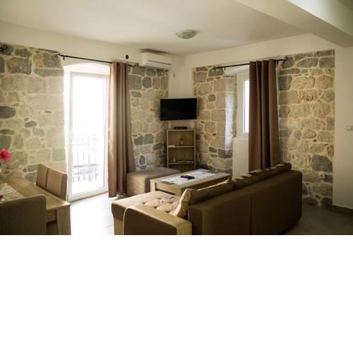 Stony Soul Apartment