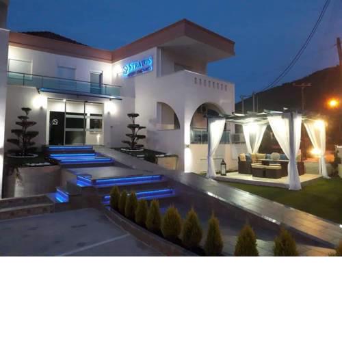 Stratos Deluxe Apartments