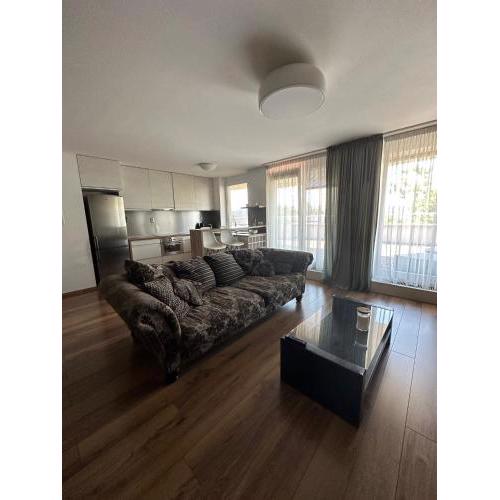 stresny apartman s terasou tomasikova