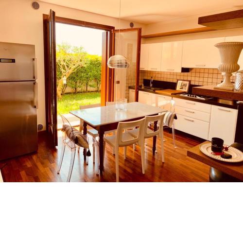 Stuart Apartment