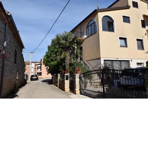 Studio apartman Mia
