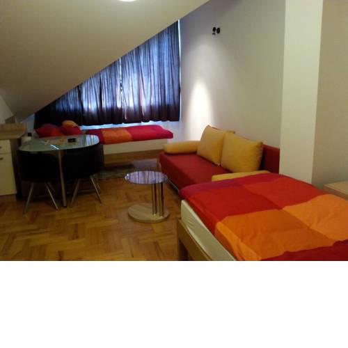 Studio Apartmani Korosteljev***Family Studio