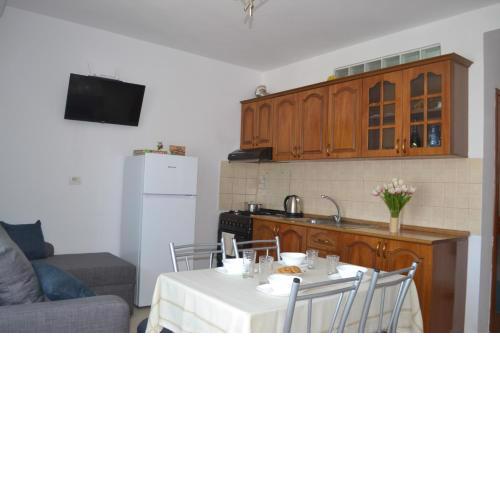 Studio Apartment Golem