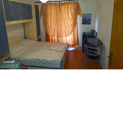 Studio Apartment in Lopar with Terrace, Air Conditioning, Wi-Fi (4842-1)