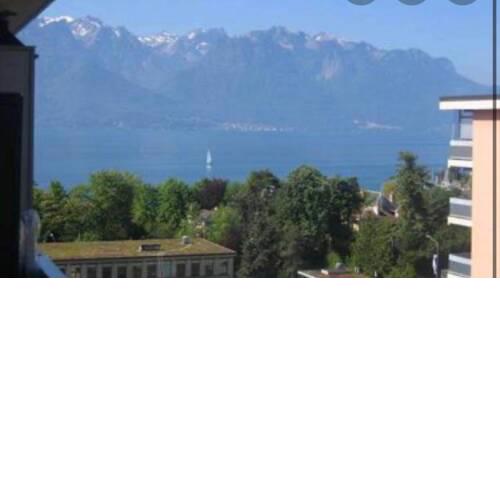 Studio avec vue sur le lac Léman