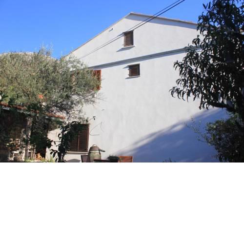 Studio Brsecine 8541a