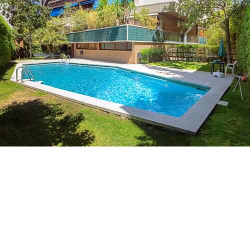 Studio in Madrid with shared pool enclosed garden and WiFi