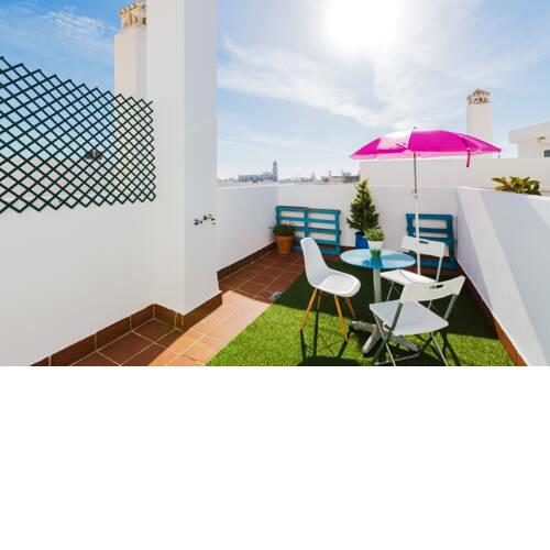 Studio in Malaga with wonderful city view furnished terrace and WiFi