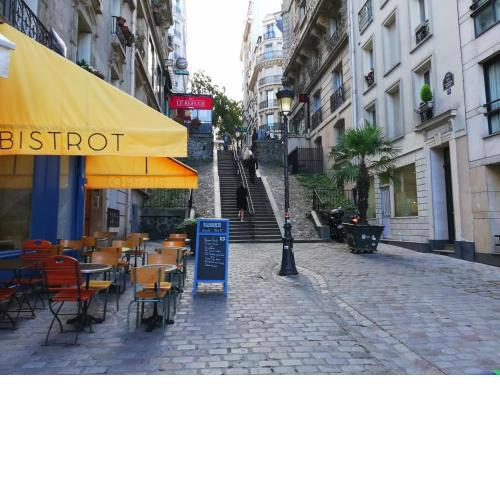 Studio in Montmartre