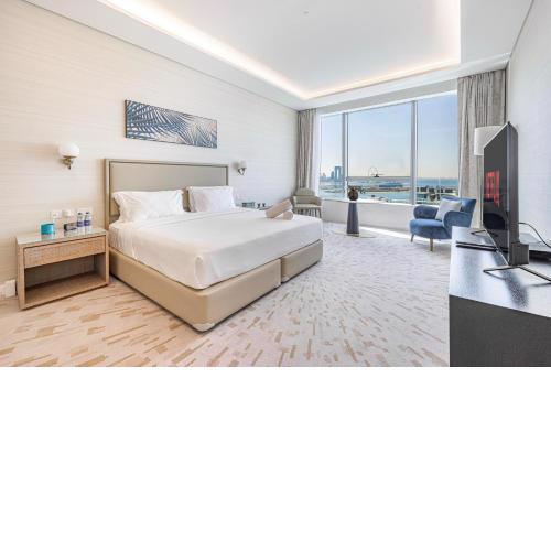 Studio in Palm Tower, Palm Jumeirah Beach View