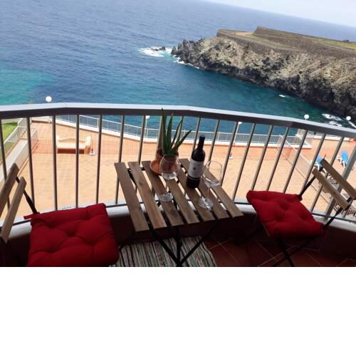 Studio in Playa San Marcos with wonderful sea view shared pool furnished terrace 20 m from the beach