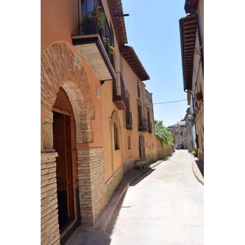 Studio in Sieso de Huesca with wonderful mountain view and furnished terrace