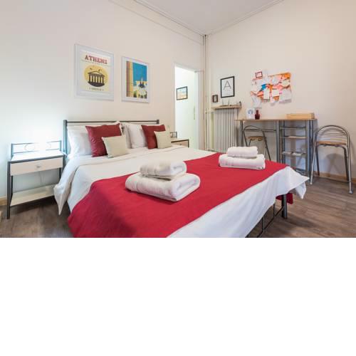 Studio in The Heart of Acropolis