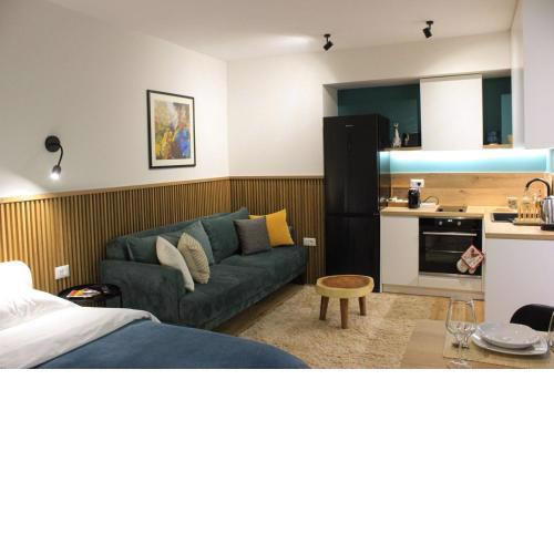 Studio in Tirana
