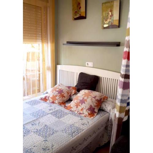 Studio in Torremolinos with shared pool and enclosed garden 500 m from the beach