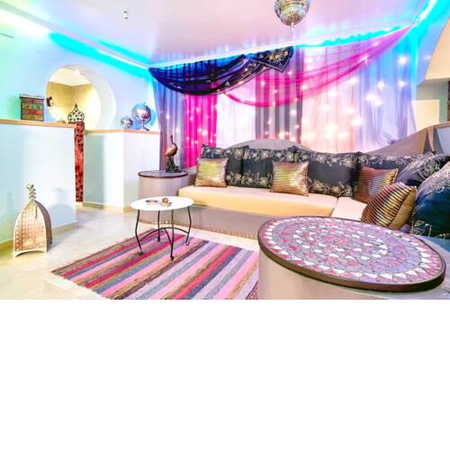 Studio in Torrevieja with shared pool enclosed garden and WiFi 1 km from the beach
