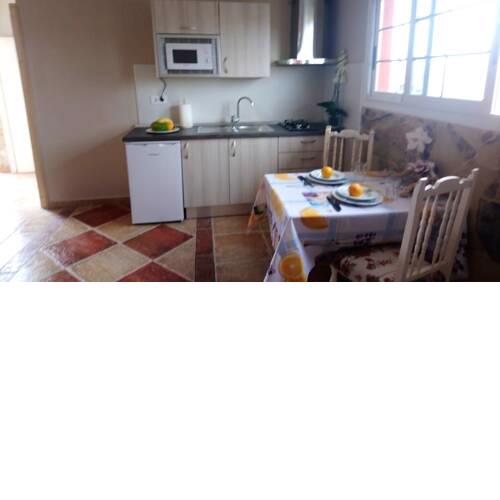 Studio in Tuineje with wonderful mountain view enclosed garden and WiFi 12 km from the beach